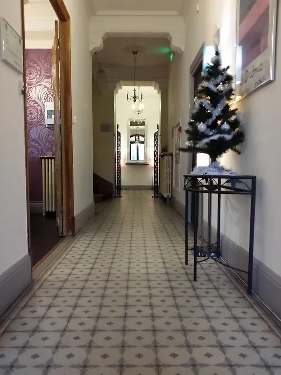 Hotel Beausoleil Μοντελιμάρ