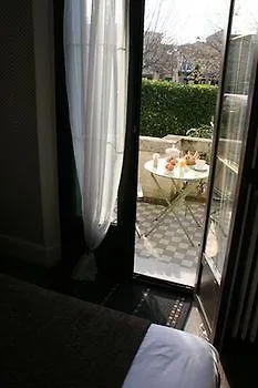 Hotel Beausoleil Μοντελιμάρ