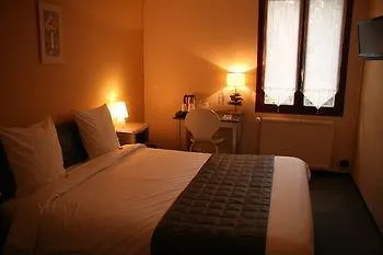 Hotel Beausoleil Μοντελιμάρ