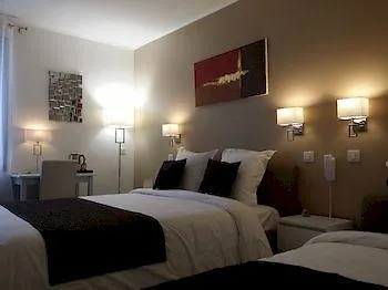 Hotel Beausoleil Μοντελιμάρ 2*,